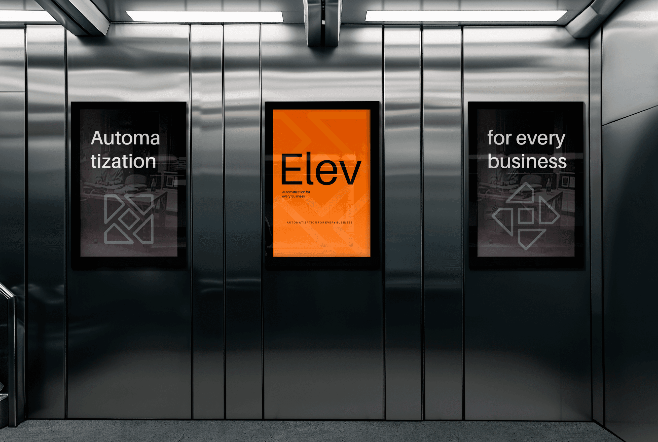 Sinalização da marca Elev em um painel de elevador